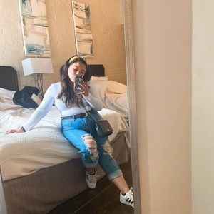 Meet your Posher, Estela